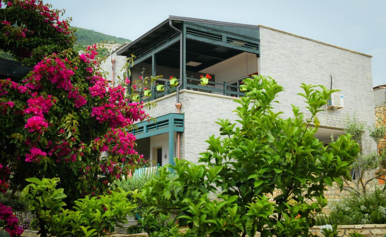 Vila Rina At Aquamarine Residence Vlore Bagian luar foto