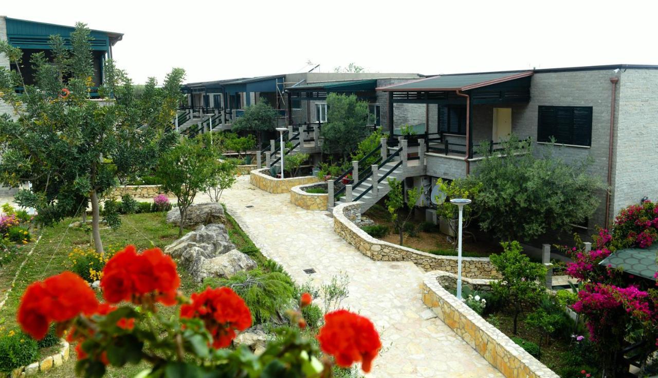 Vila Rina At Aquamarine Residence Vlore Bagian luar foto