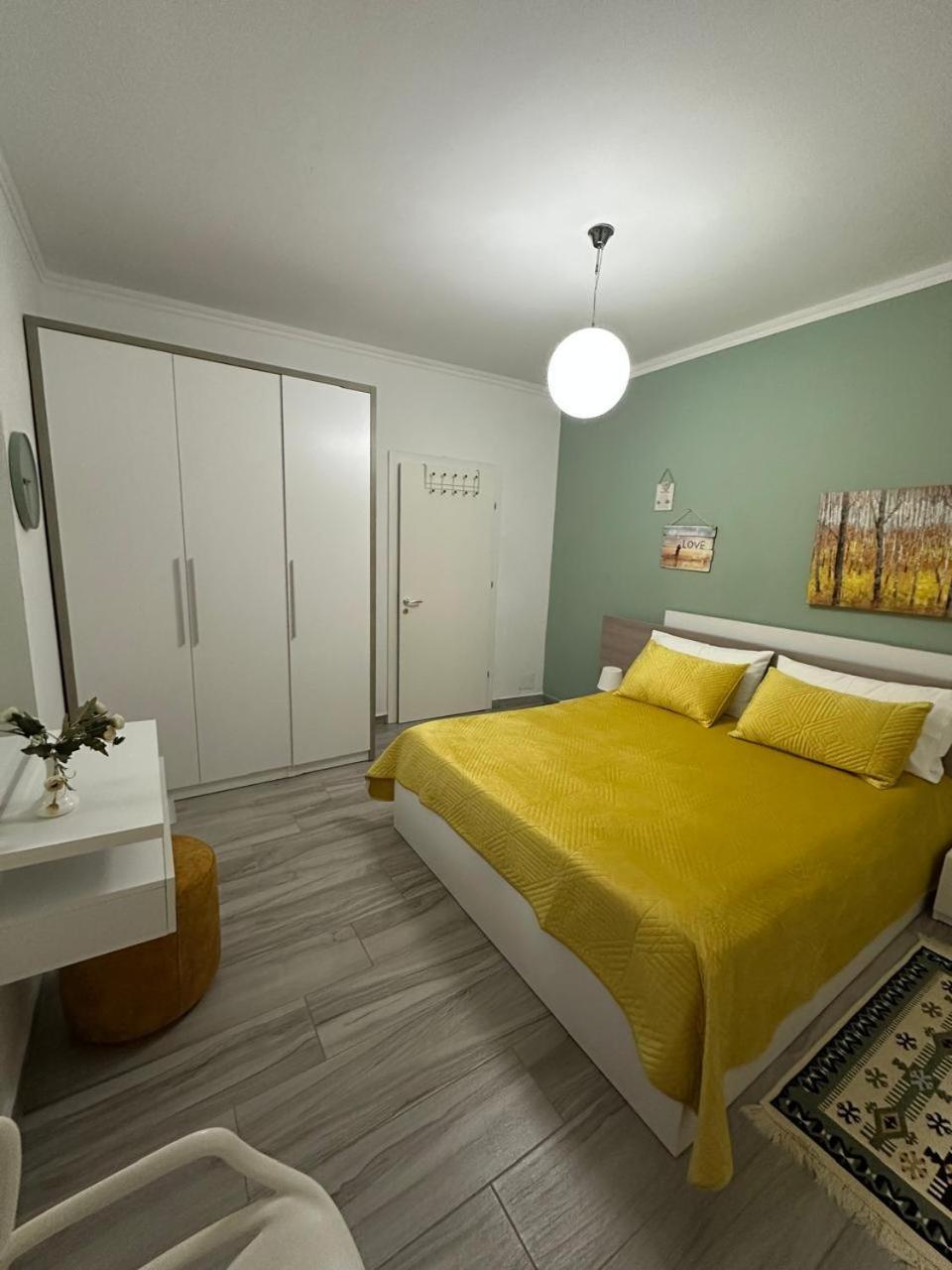 Vila Rina At Aquamarine Residence Vlore Bagian luar foto
