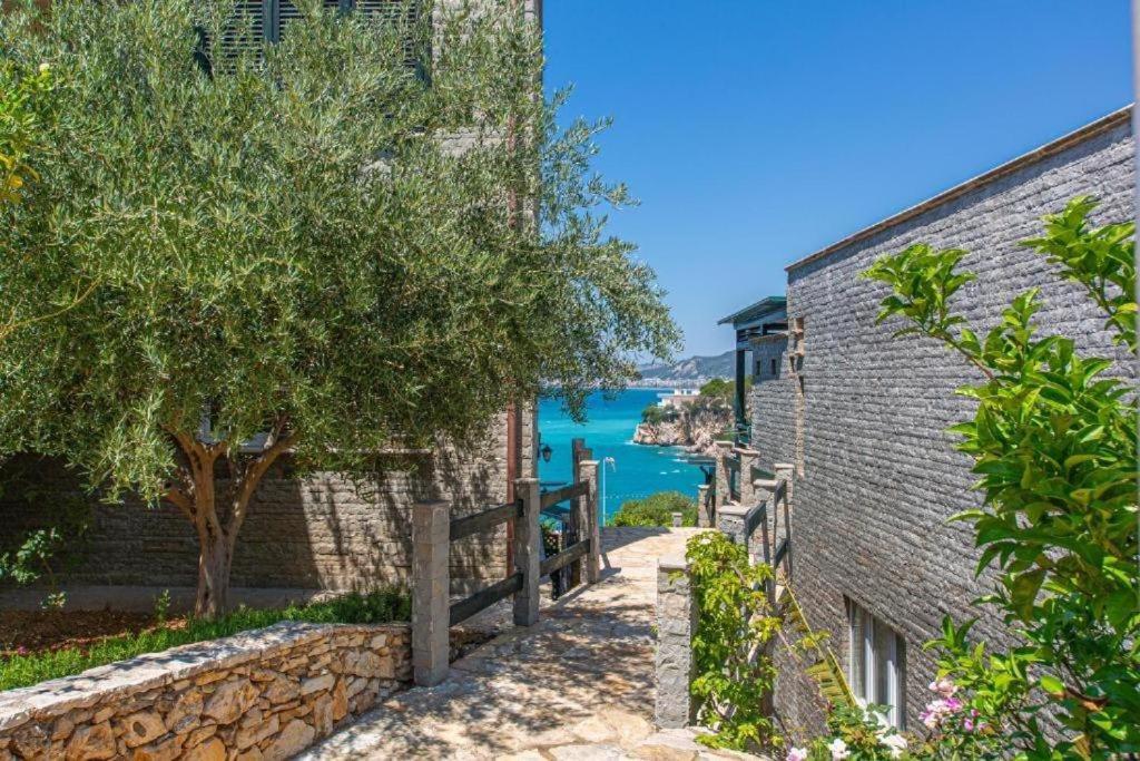 Vila Rina At Aquamarine Residence Vlore Bagian luar foto