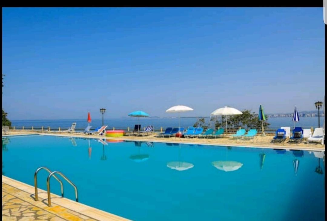 Vila Rina At Aquamarine Residence Vlore Bagian luar foto
