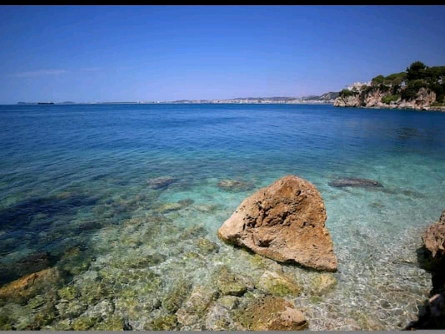 Vila Rina At Aquamarine Residence Vlore Bagian luar foto